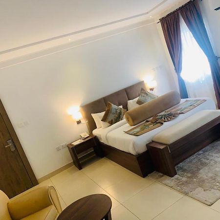 Swiss Pearl Continental Suite Wupa エクステリア 写真