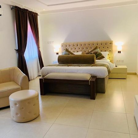 Swiss Pearl Continental Suite Wupa エクステリア 写真